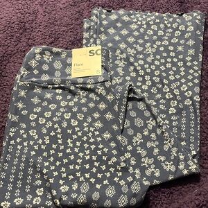 NEW !!! These adorable cozy baby boot flare